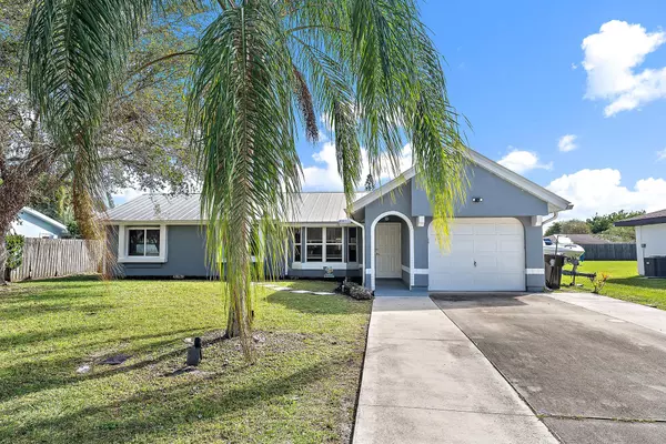 1974 SE Tiffany AVE, Port Saint Lucie, FL 34952