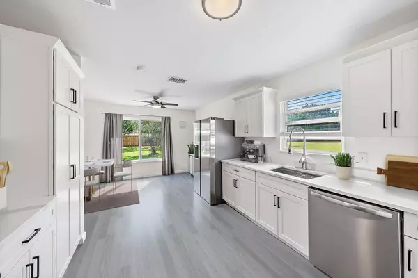 Port Saint Lucie, FL 34952,1974 SE Tiffany AVE