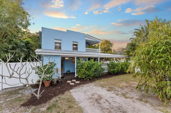 Stuart, FL 34994,508 SE Balboa AVE