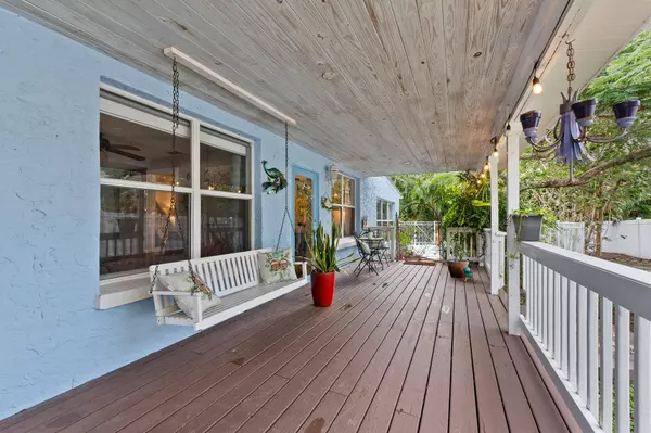 Stuart, FL 34994,508 SE Balboa AVE