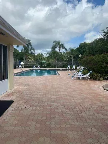 Hobe Sound, FL 33455,7428 SE Waxberry CIR