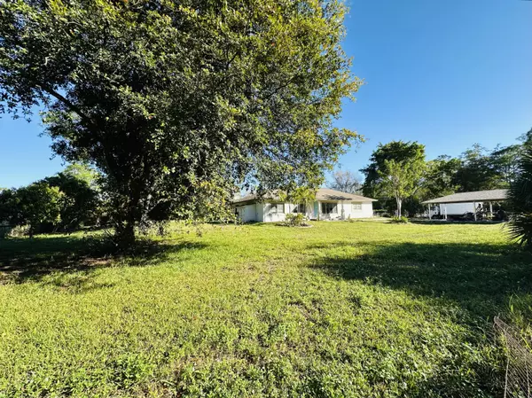 Loxahatchee, FL 33470,17579 N 44th PL