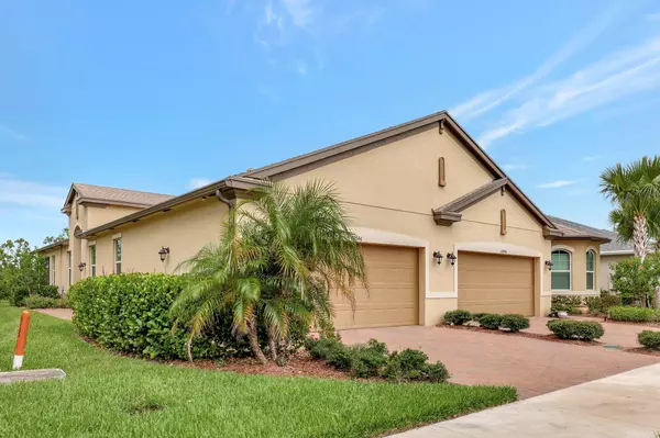 12846 SW Lake Fern CIR, Port Saint Lucie, FL 34987