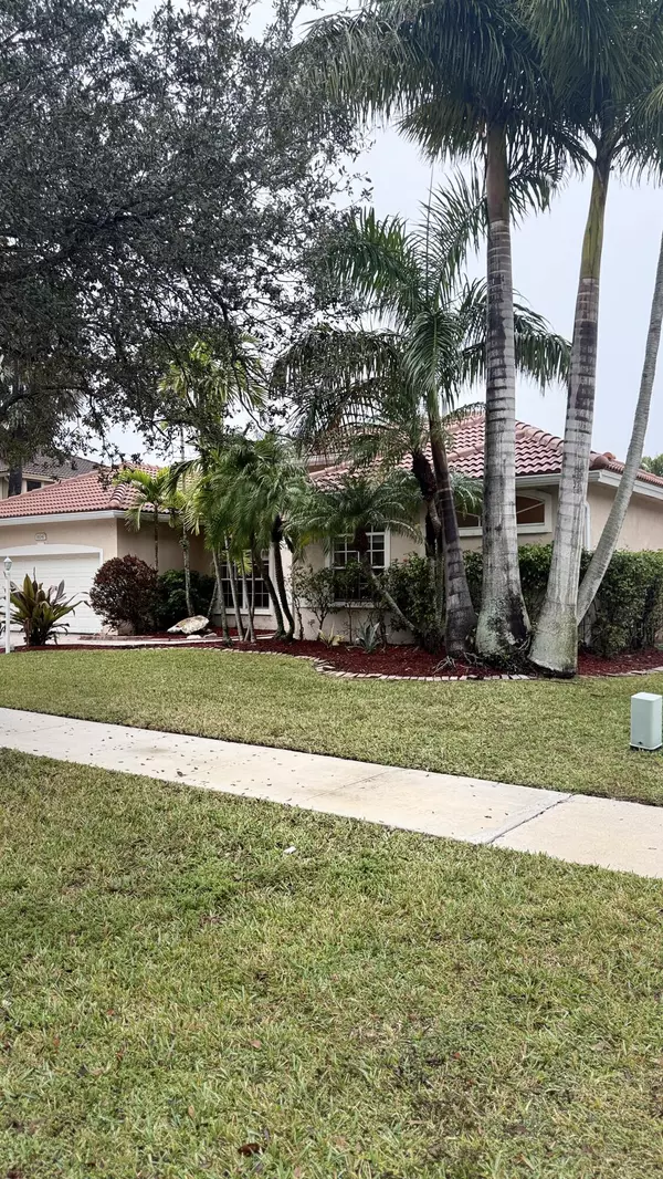 Pembroke Pines, FL 33331,16247 S Mariposa CIR