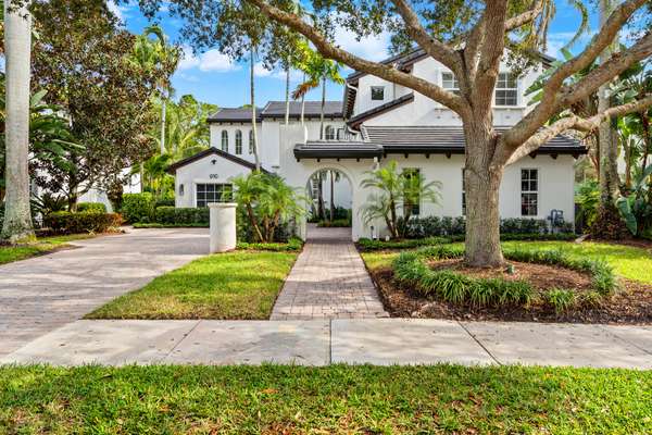 Palm Beach Gardens, FL 33410,910 Mill Creek DR