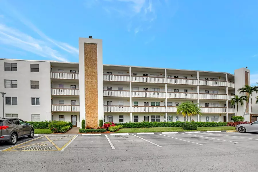 2029 Hythe B 2029, Boca Raton, FL 33434