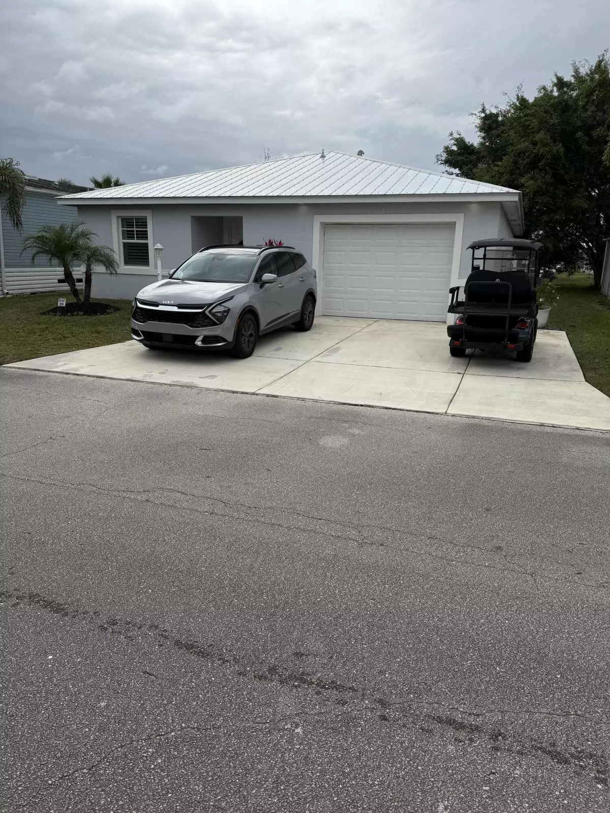 Port Saint Lucie, FL 34952,37 Mariposa LN