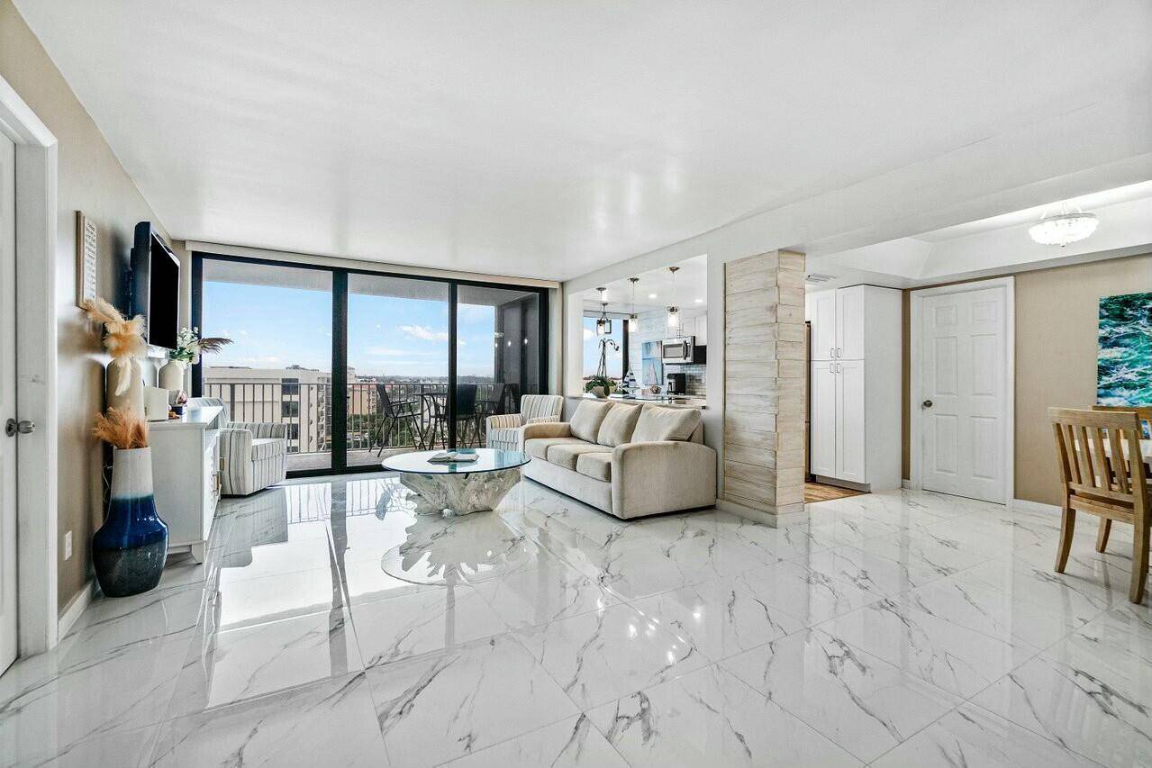 3590 S Ocean BLVD 809, South Palm Beach, FL 33480