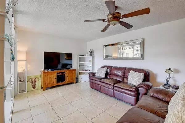 Delray Beach, FL 33444,1915 Lavers CIR E503