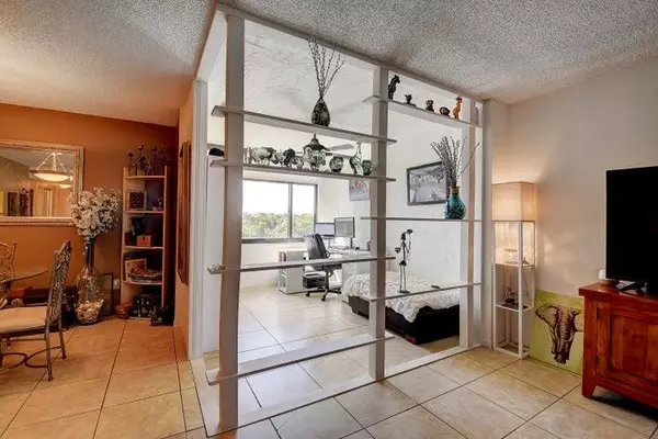 Delray Beach, FL 33444,1915 Lavers CIR E503