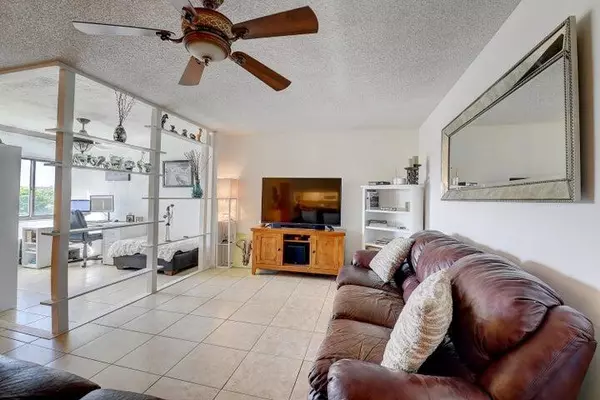 Delray Beach, FL 33444,1915 Lavers CIR E503