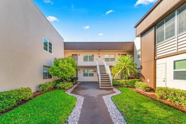 637 Normandy N, Delray Beach, FL 33484