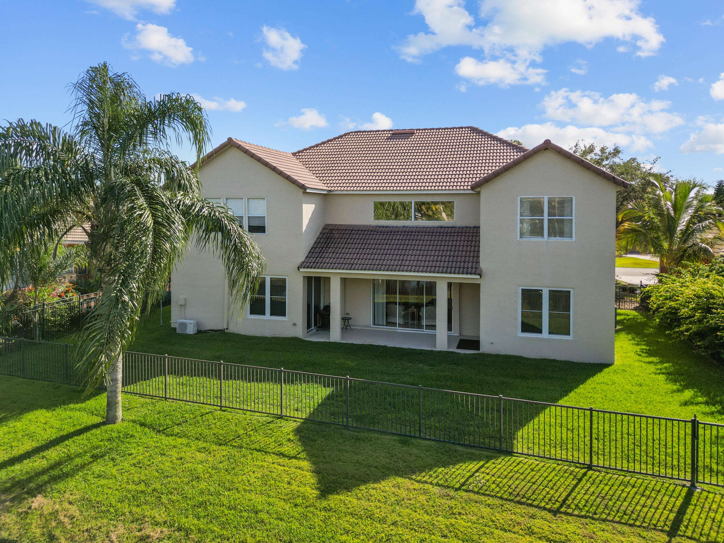Stuart, FL 34997,1915 SW Panther TRCE