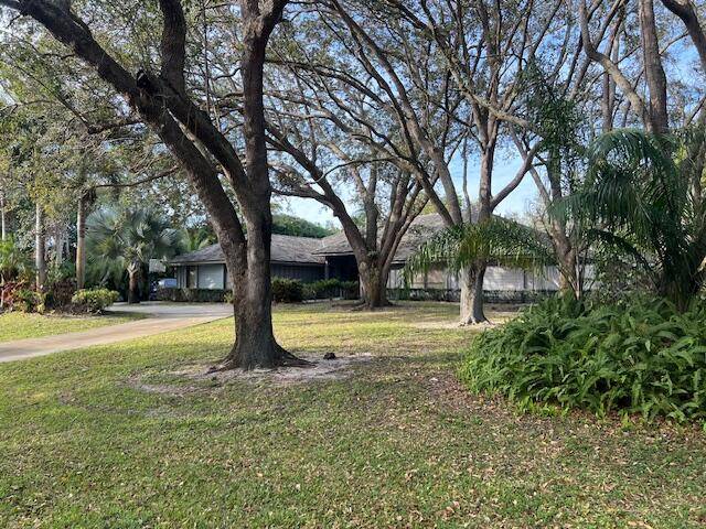 Palm Beach Gardens, FL 33418,5781 Whirlaway RD