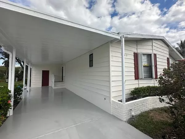 3049 Saltbush LN, Port Saint Lucie, FL 34952