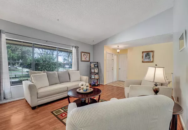 Wellington, FL 33414,1391 Pinetta CIR