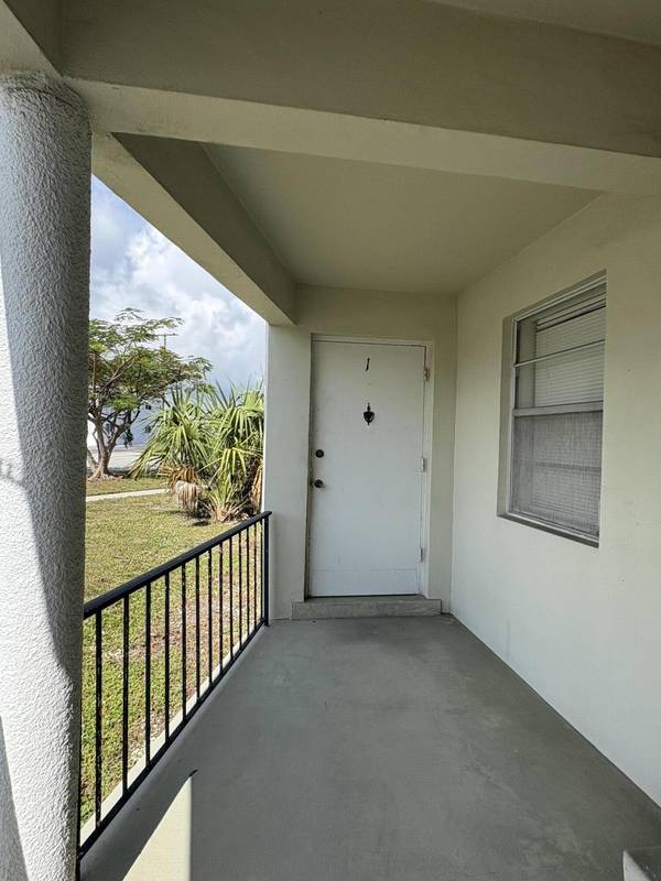 Boynton Beach, FL 33435,120 SE 1st 1 ST 1