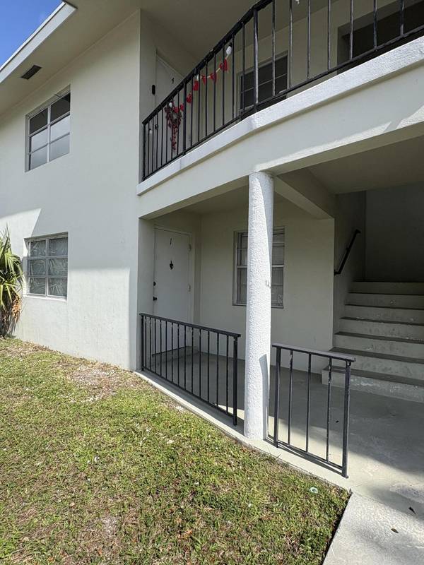 120 SE 1st 1 ST 1, Boynton Beach, FL 33435