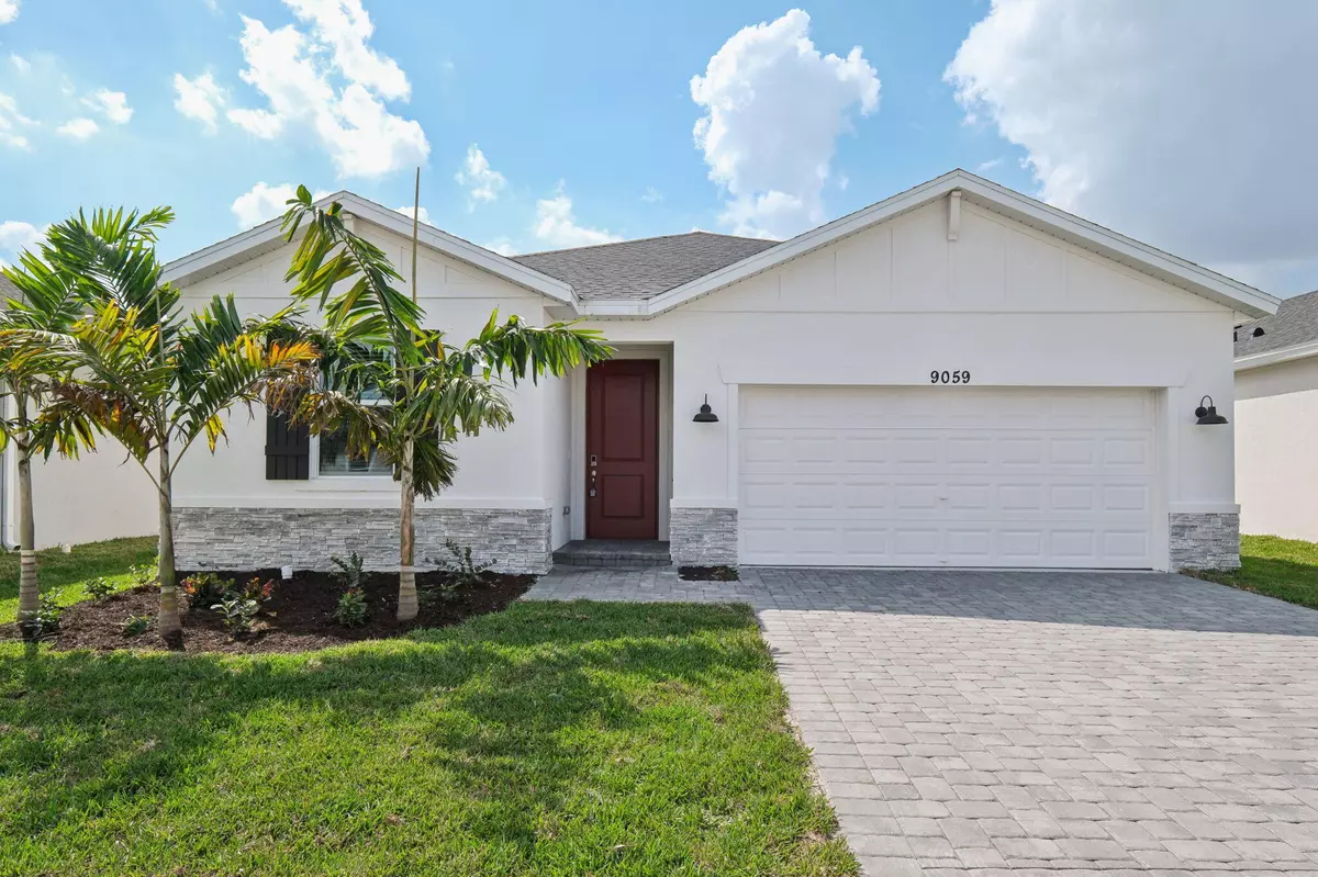 Port Saint Lucie, FL 34987,9059 Dahlia CIR