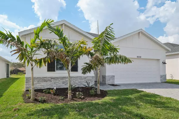 Port Saint Lucie, FL 34987,9059 Dahlia CIR