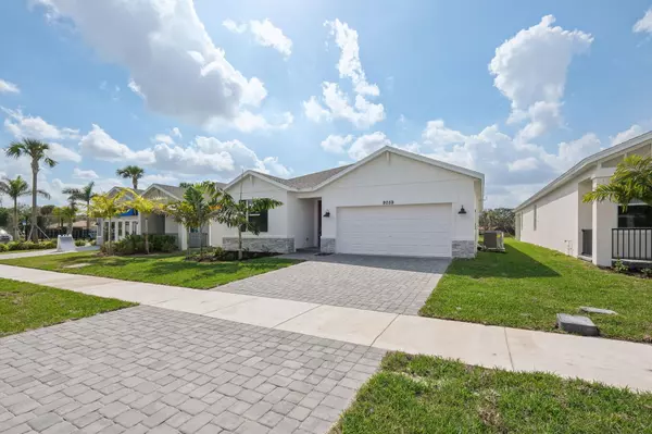 Port Saint Lucie, FL 34987,9059 Dahlia CIR