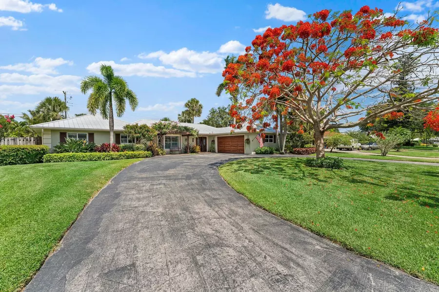 230 W Fairway, Tequesta, FL 33469