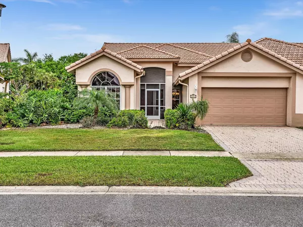 8808 Shoal Creek LN, Boynton Beach, FL 33472