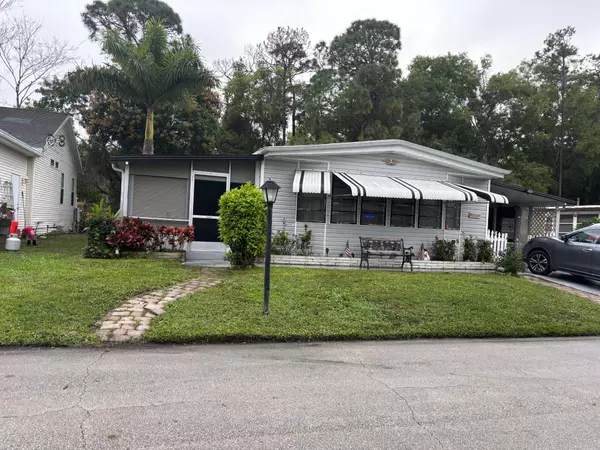 4200 8th CT, Lantana, FL 33462