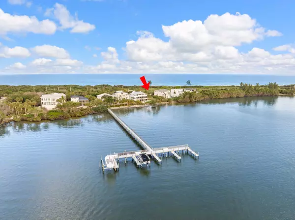 Jensen Beach, FL 34957,7671 Pelican Pointe DR