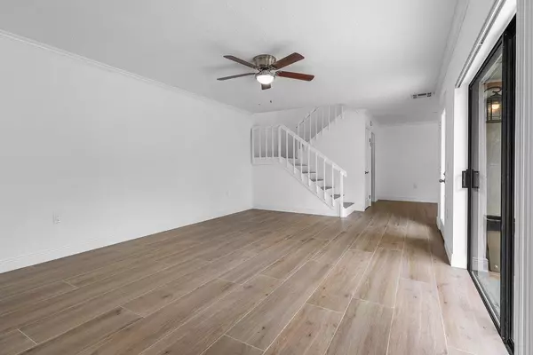 Palm Beach Gardens, FL 33418,1303 13th TER