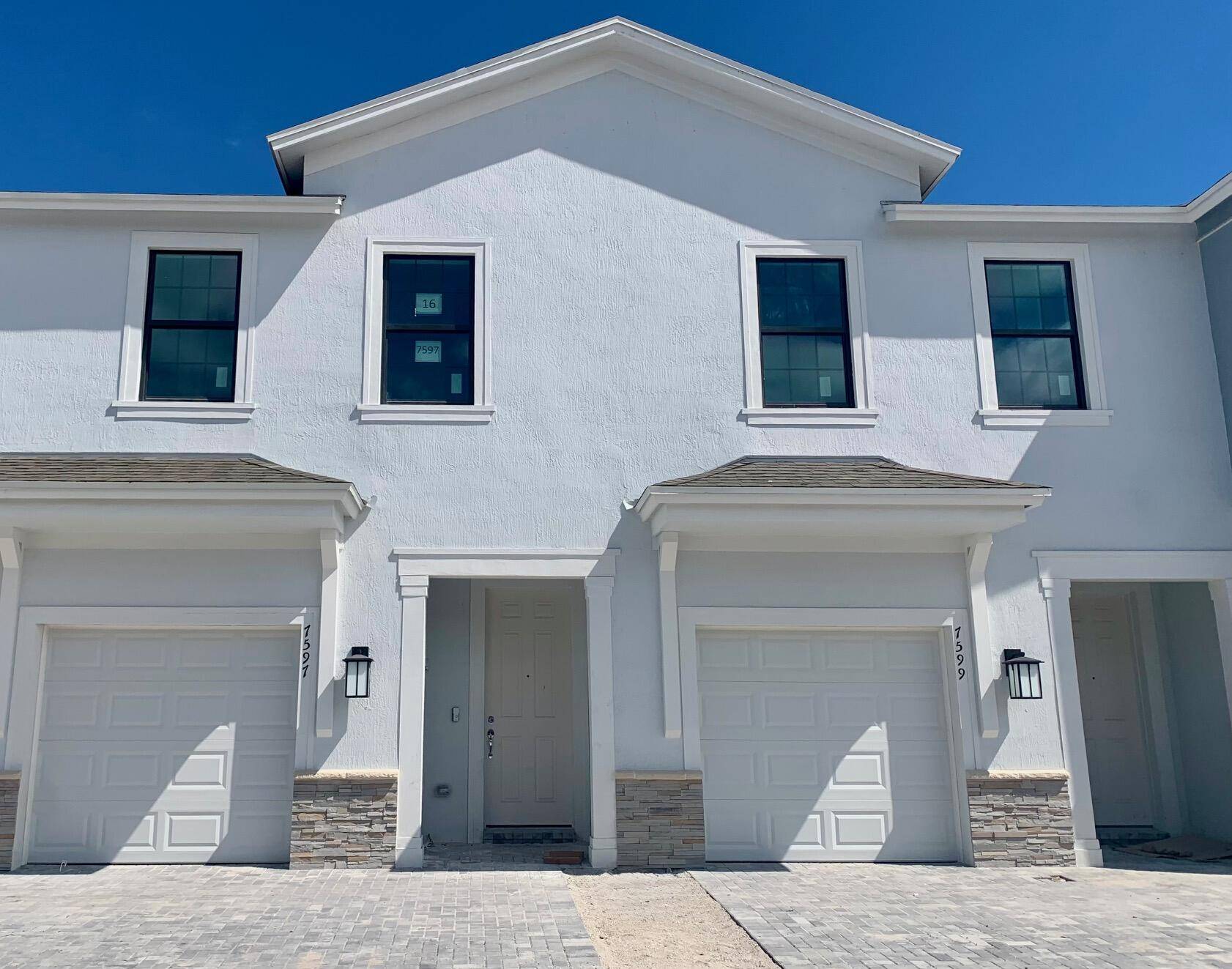 Stuart, FL 34997,7597 SW Linus LN Latitude