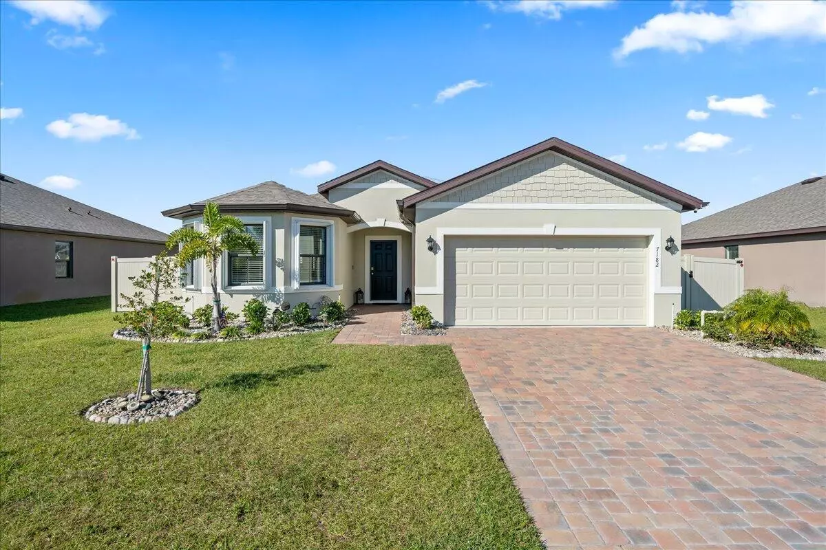 Grant Valkaria, FL 32949,7182 Tigereye WAY