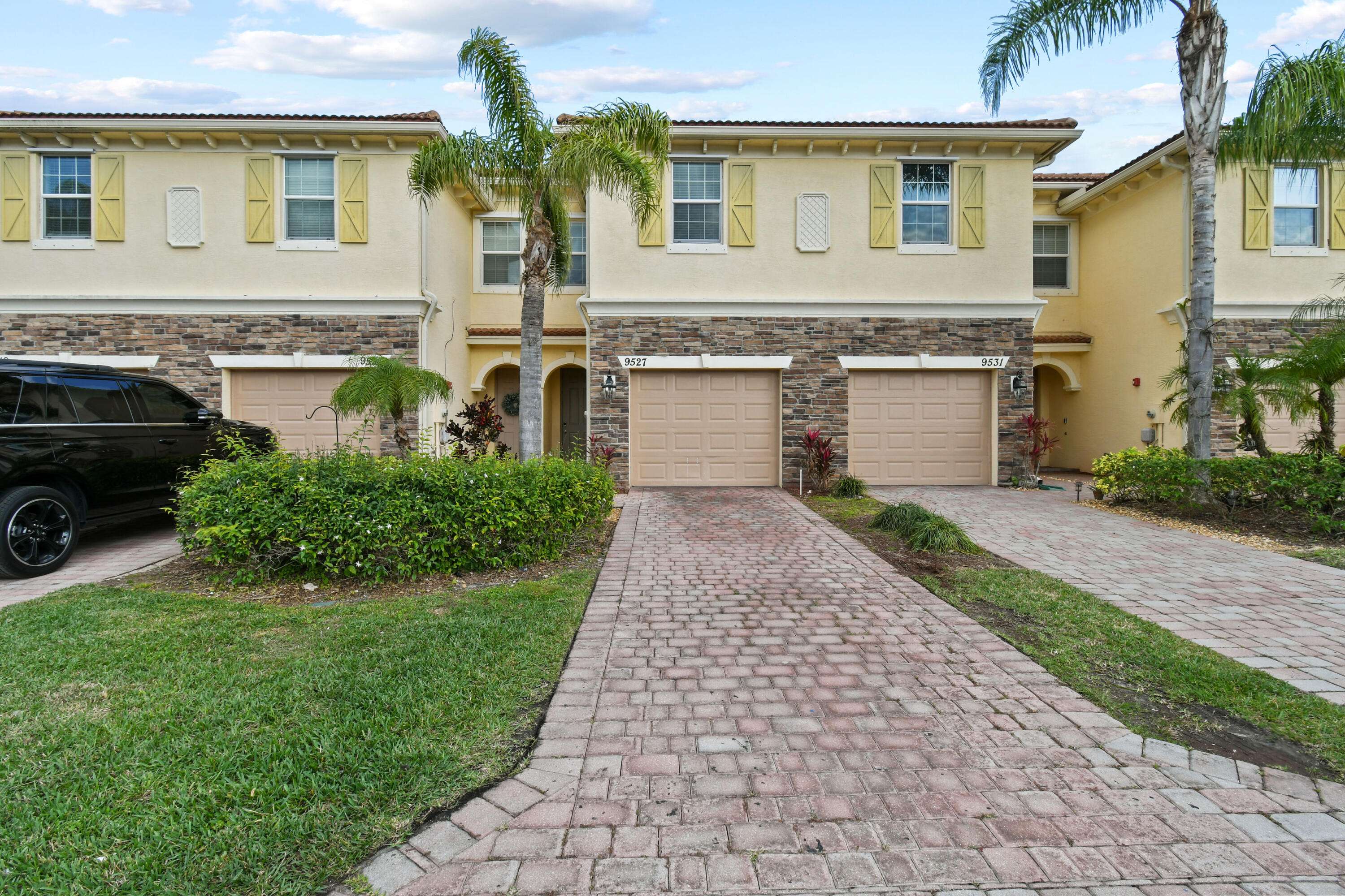 Stuart, FL 34997,9527 SW Merlin CT