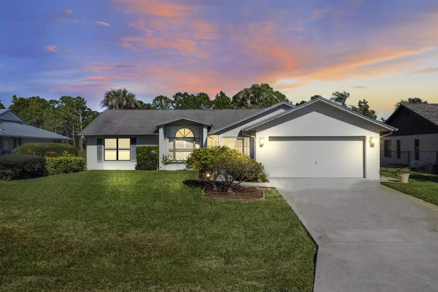 173 SW Whitmore DR, Port Saint Lucie, FL 34984