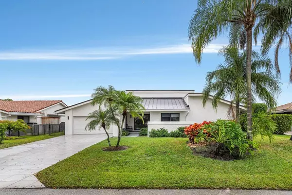 Delray Beach, FL 33445,803 Foxpointe CIR