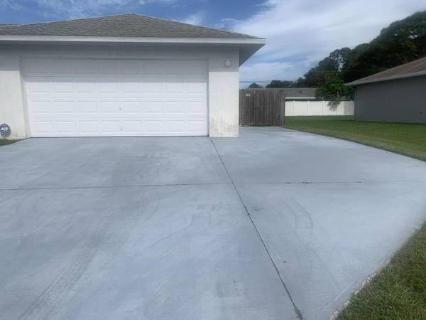 Port Saint Lucie, FL 34952,2571 SE Jason AVE