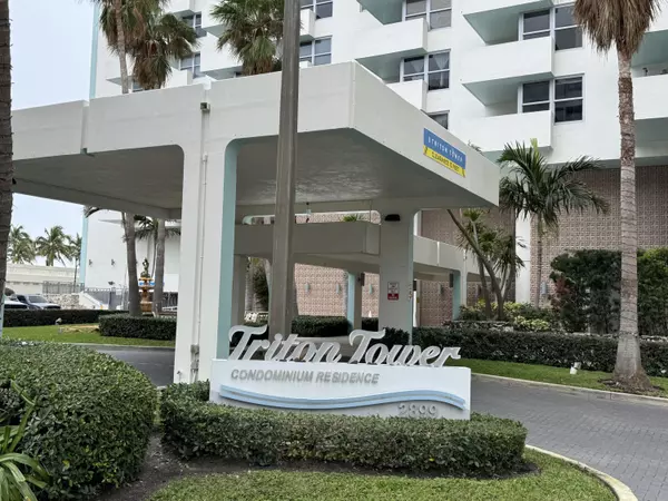 Miami Beach, FL 33140,2899 Collins AVE 1235