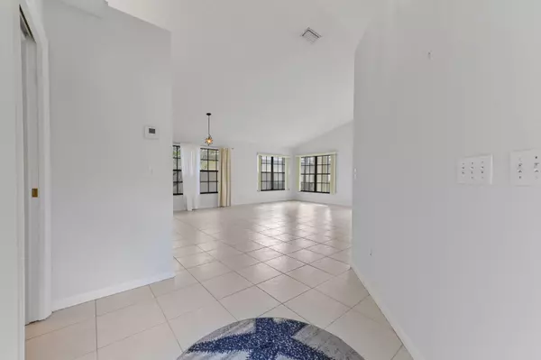 Delray Beach, FL 33445,4500 Sherwood Forest DR