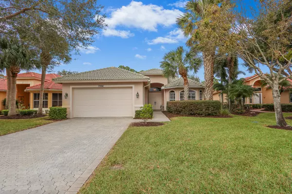 7756 Greenbrier CIR, Port Saint Lucie, FL 34986