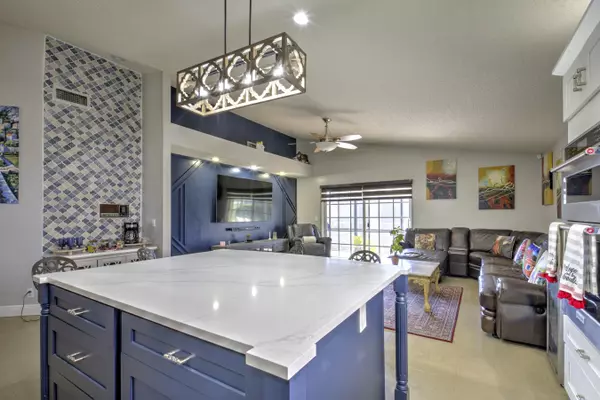 2800 Huron WAY Miramar, FL 33025