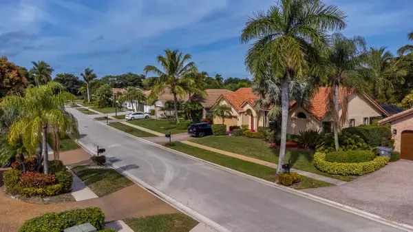 Boca Raton, FL 33498,10117 Canoe Brook CIR