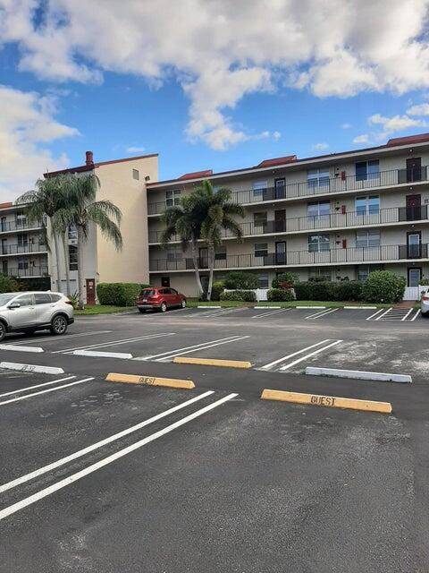 Delray Beach, FL 33446,27 Abbey LN 205