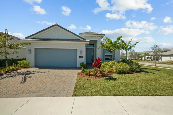 12488 SW Sunrise Lake TER, Port Saint Lucie, FL 34987