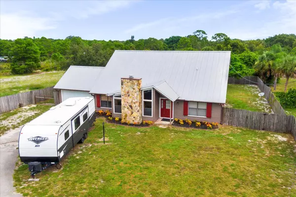 Vero Beach, FL 32962,430 SW 11th LN