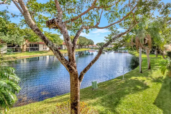 Boynton Beach, FL 33437,10592 Tropic Palm AVE 202