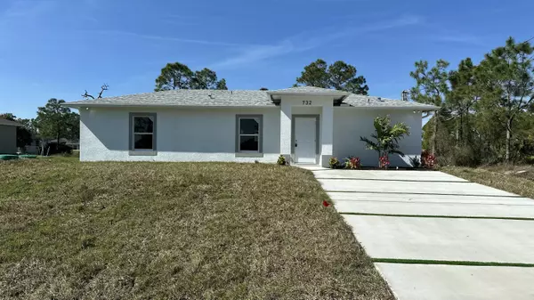 732 S Burns AVE, Lehigh Acres, FL 33974