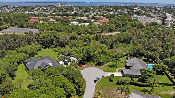 Jensen Beach, FL 34957,3509 NE M Cari LN