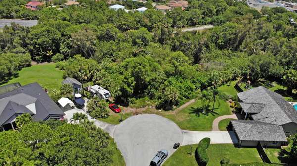 Jensen Beach, FL 34957,3509 NE M Cari LN