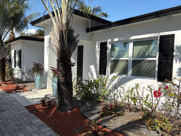 275 NE 16th ST, Delray Beach, FL 33444