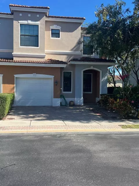 153 Gramercy Square DR, Delray Beach, FL 33484